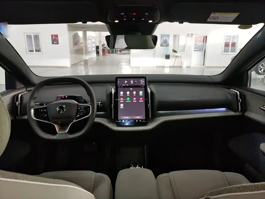 Volvo EX30 2025 из CN, фото 7