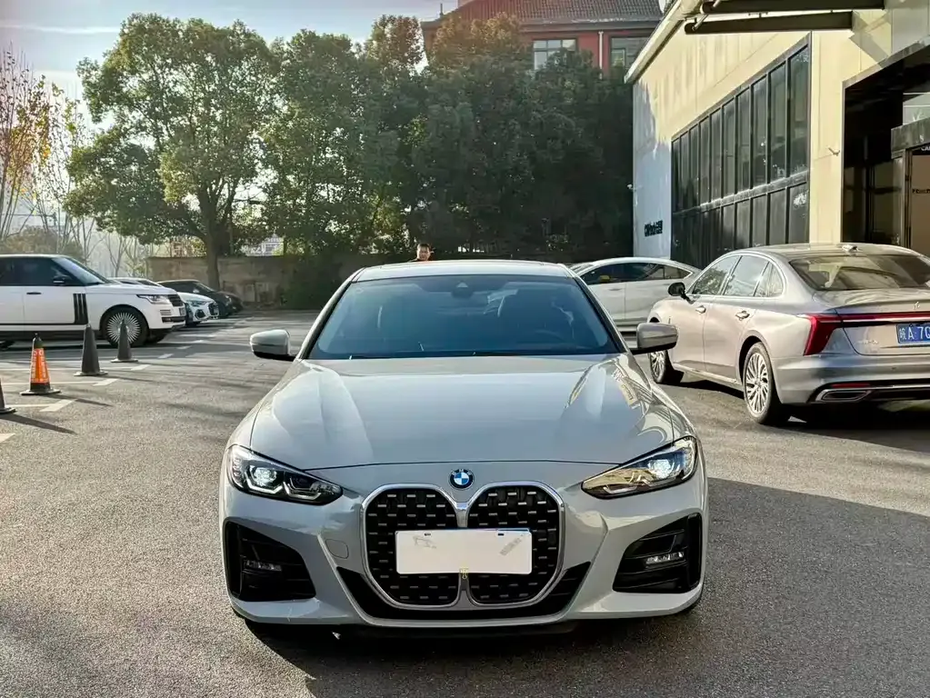 BMW 4 Series 2023 из CN, фото 2