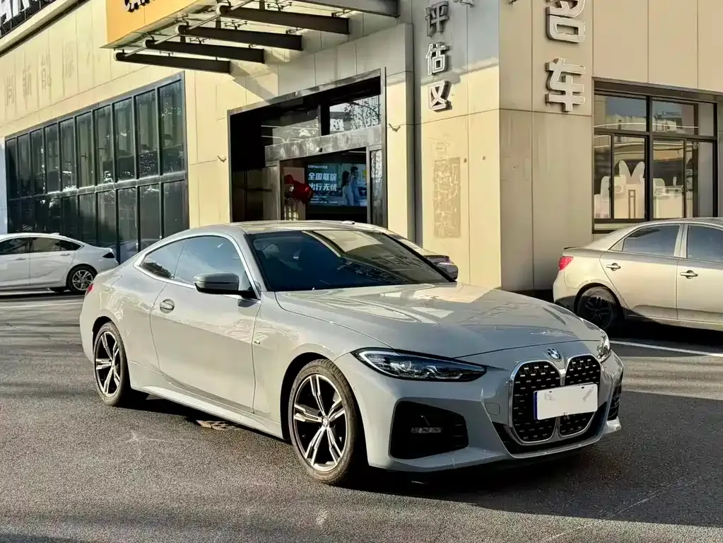 BMW 4 Series 2023 из CN, фото 4