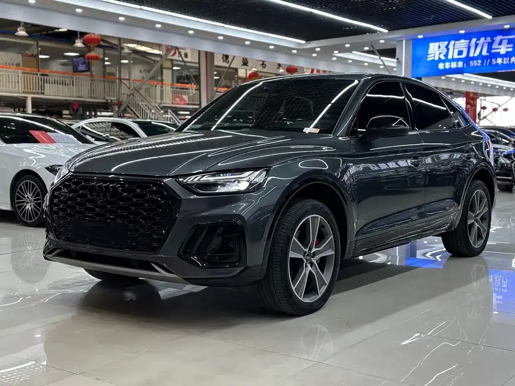 Audi Q5L Sportback — фото 4