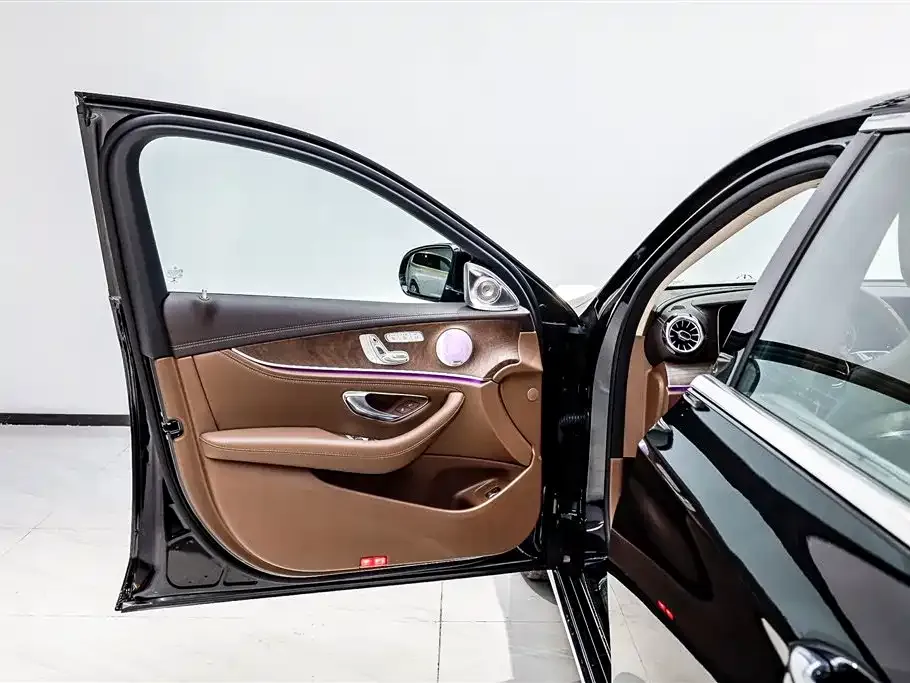 Mercedes-Benz E-Class 2022 из CN, фото 7