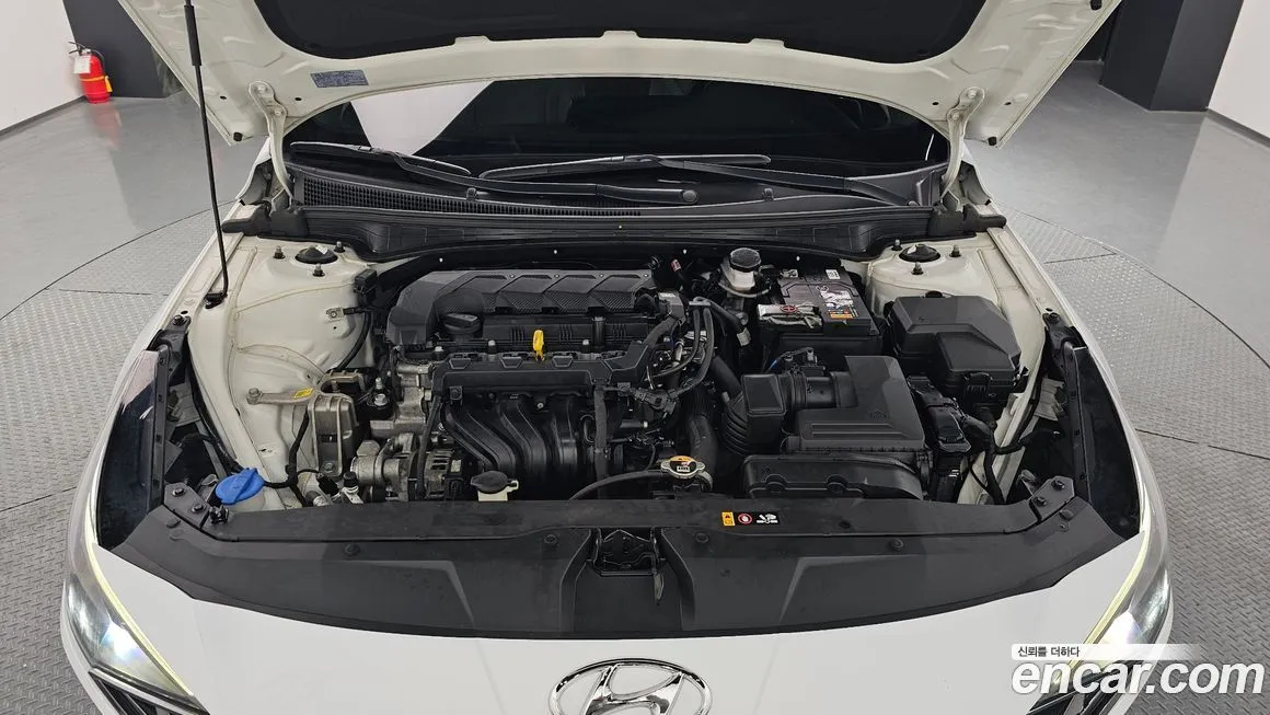 Hyundai AVANTE — фото 6