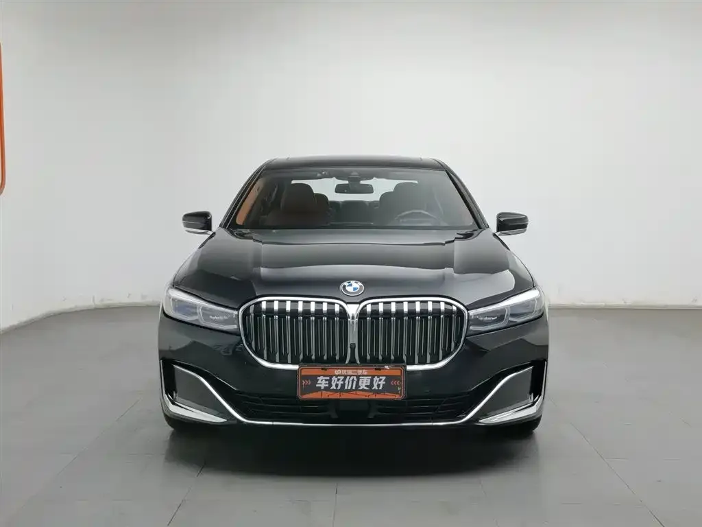 BMW 7 Series 2022 из CN, фото 2