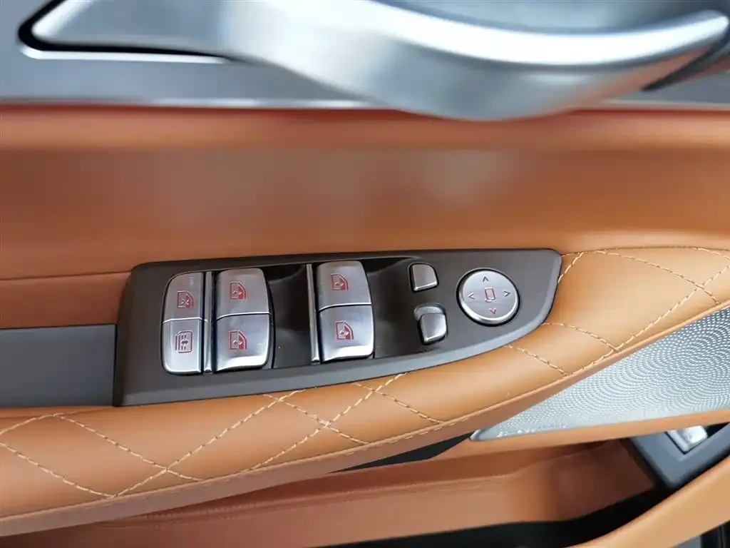 BMW 7 Series 2022 из CN, фото 5