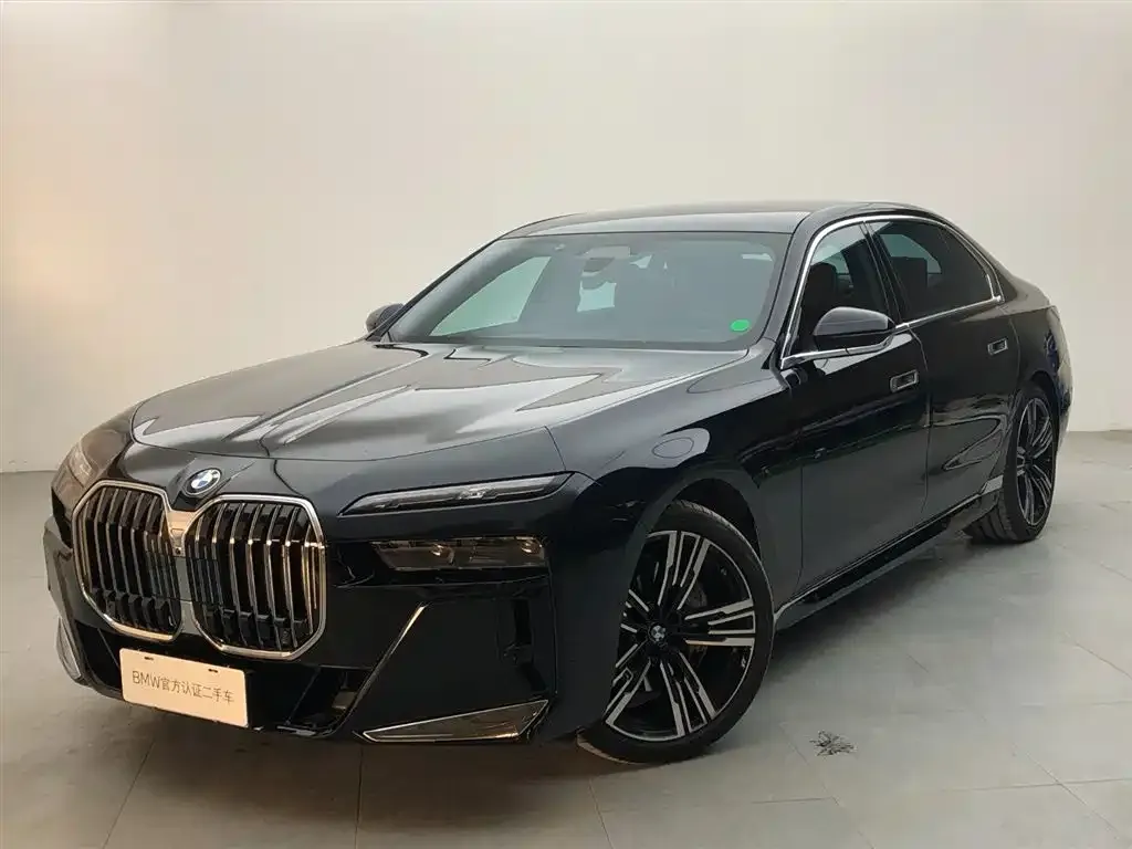BMW 7 Series 2025 из CN, фото 1