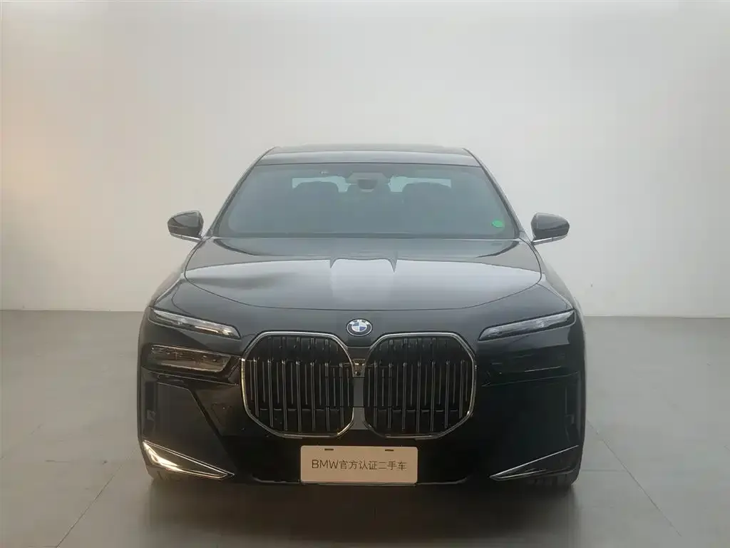 BMW 7 Series 2025 из CN, фото 2