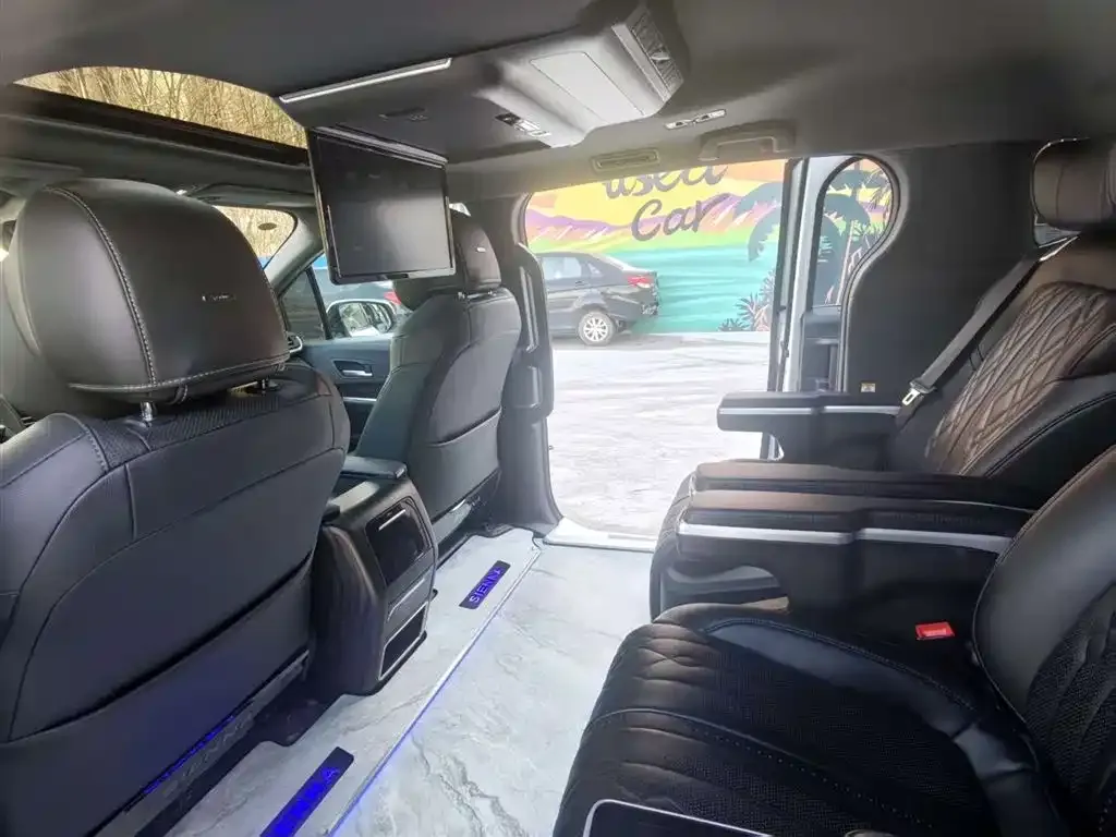 Toyota Sienna 2022 из CN, фото 5