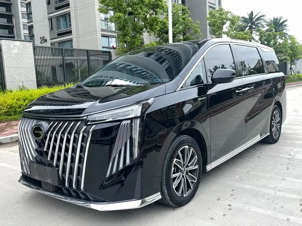 GAC Motor Trumpchi M8 — фото 1