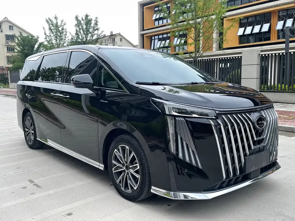 GAC Motor Trumpchi M8 — фото 8