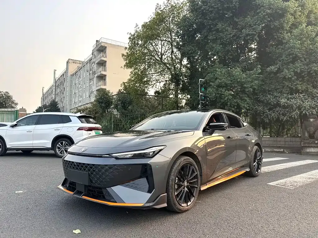 Changan UNI-V 2024 из CN, фото 1