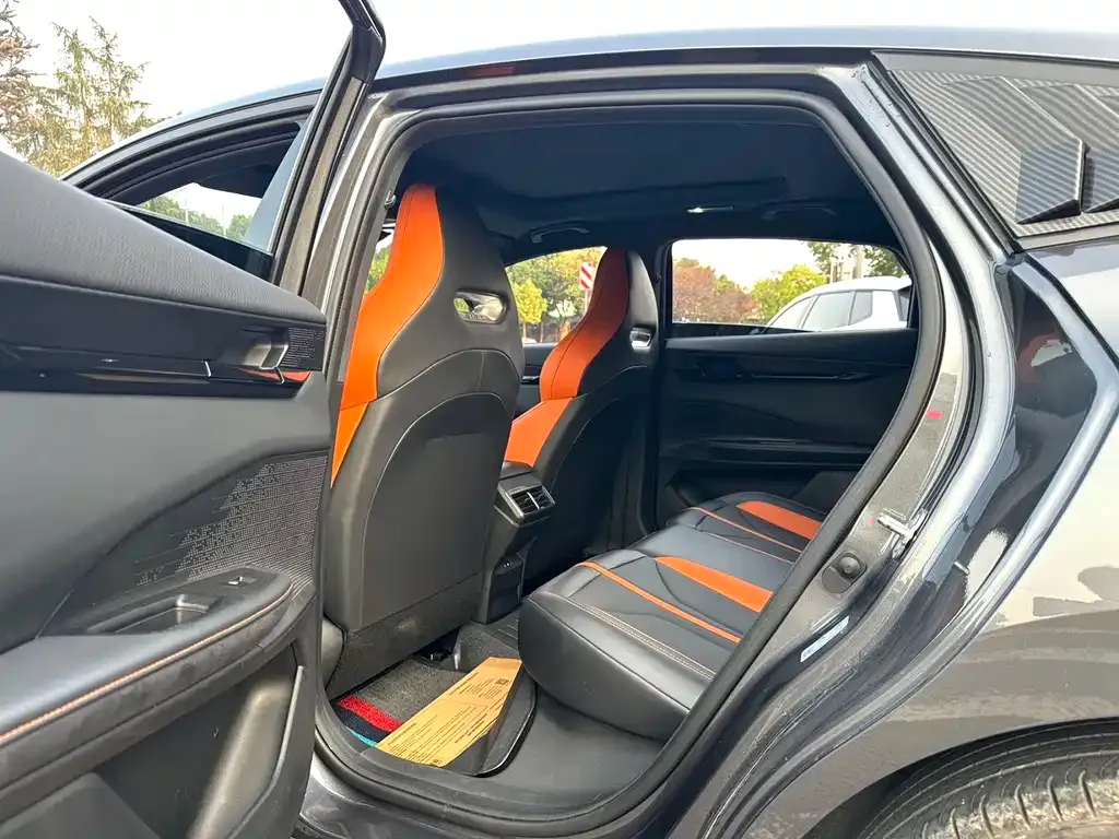 Changan UNI-V 2024 из CN, фото 9