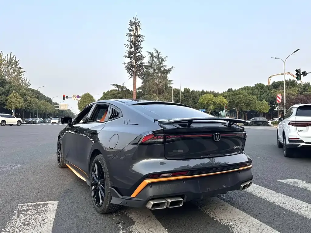 Changan UNI-V 2024 из CN, фото 6