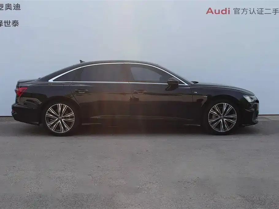 Audi A6L — фото 2