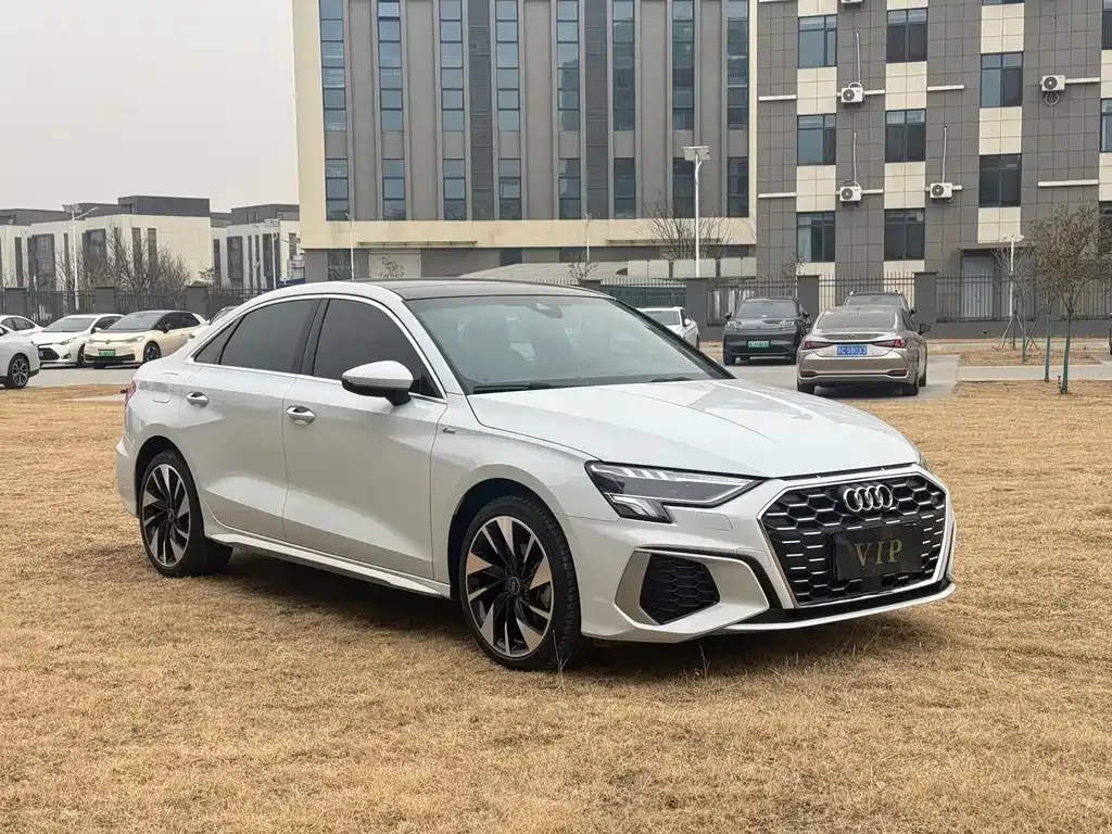 Audi A3 2024 из CN, фото 10