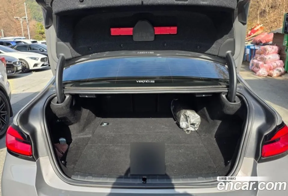 BMW 5-Series 2021 из KR, фото 9