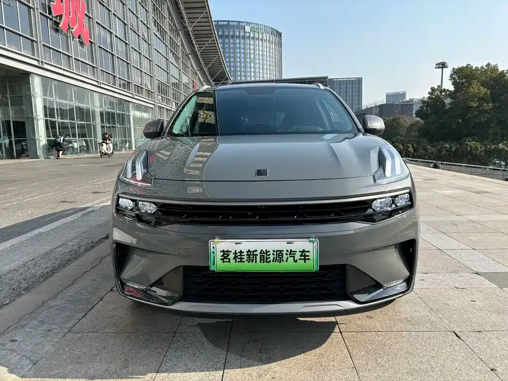 Lynk & Co 06 EM-P 2022 из CN, фото 9