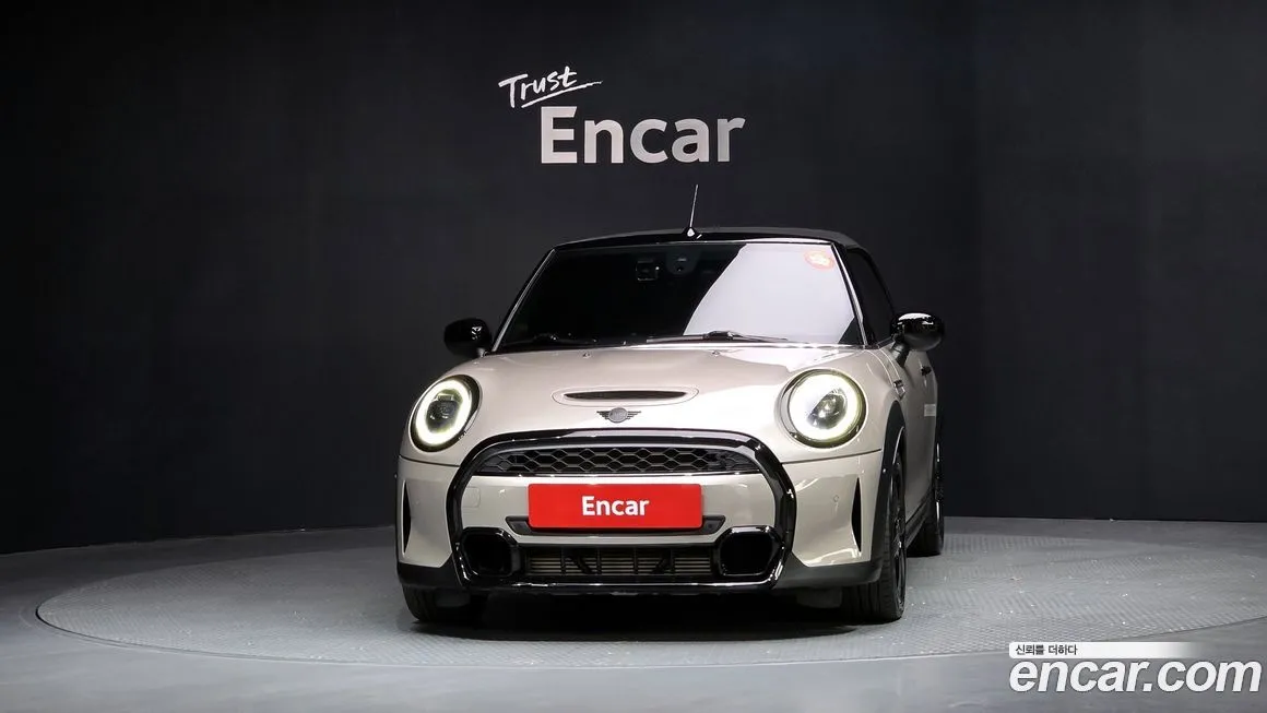 Mini Cooper Convertible — фото 4