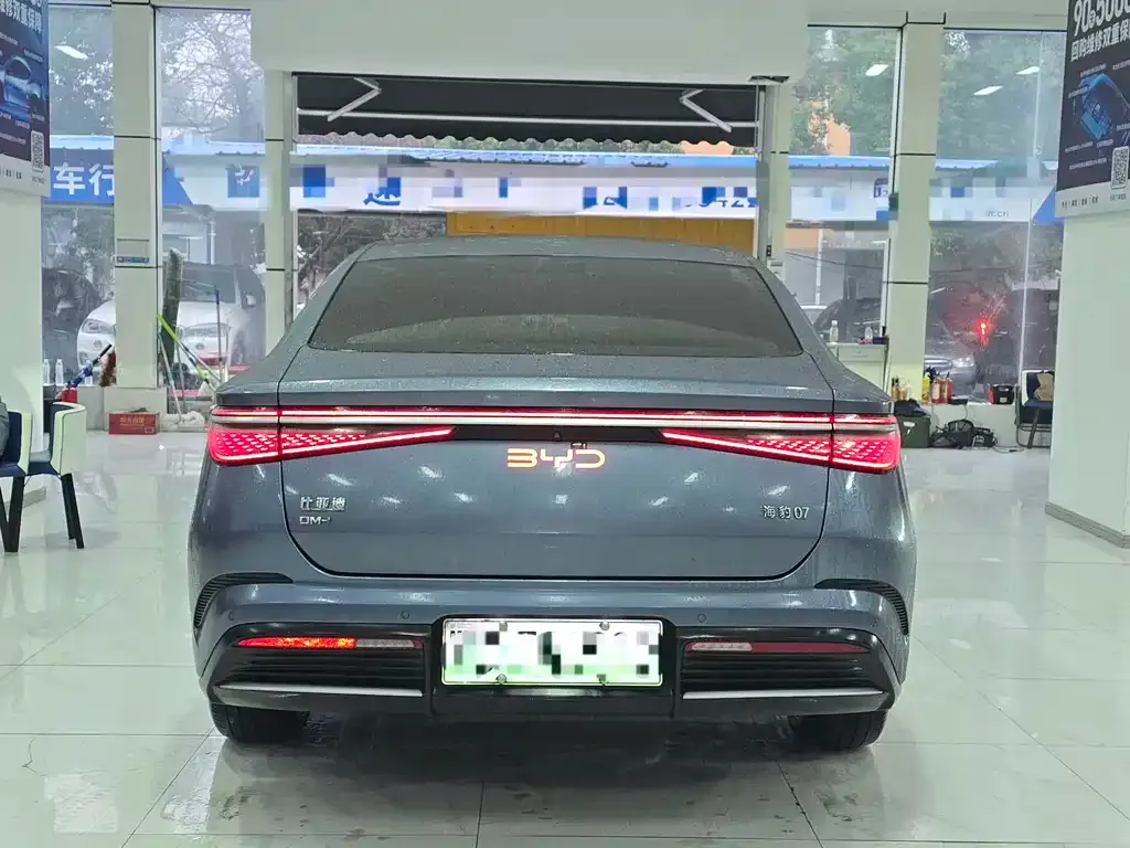 BYD Seal 07 DM-i 2025 из CN, фото 2