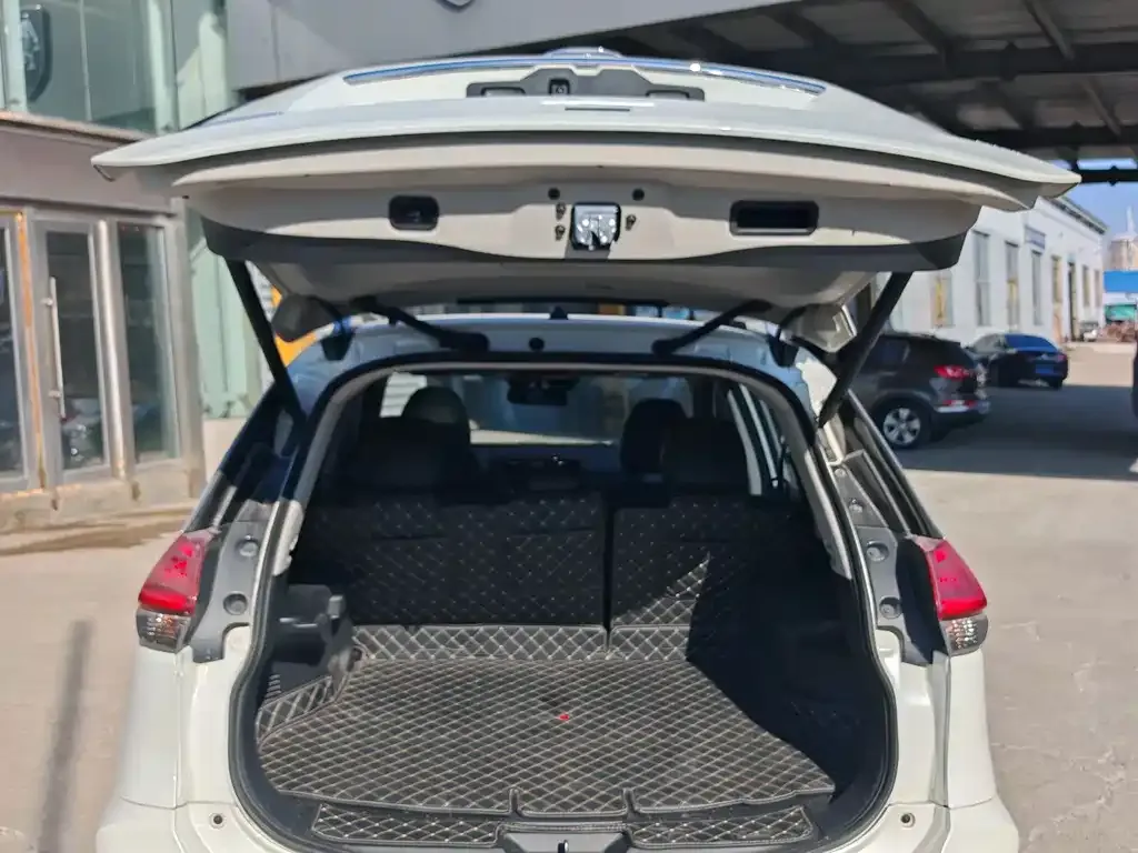 Nissan X-Trail 2022 из CN, фото 4