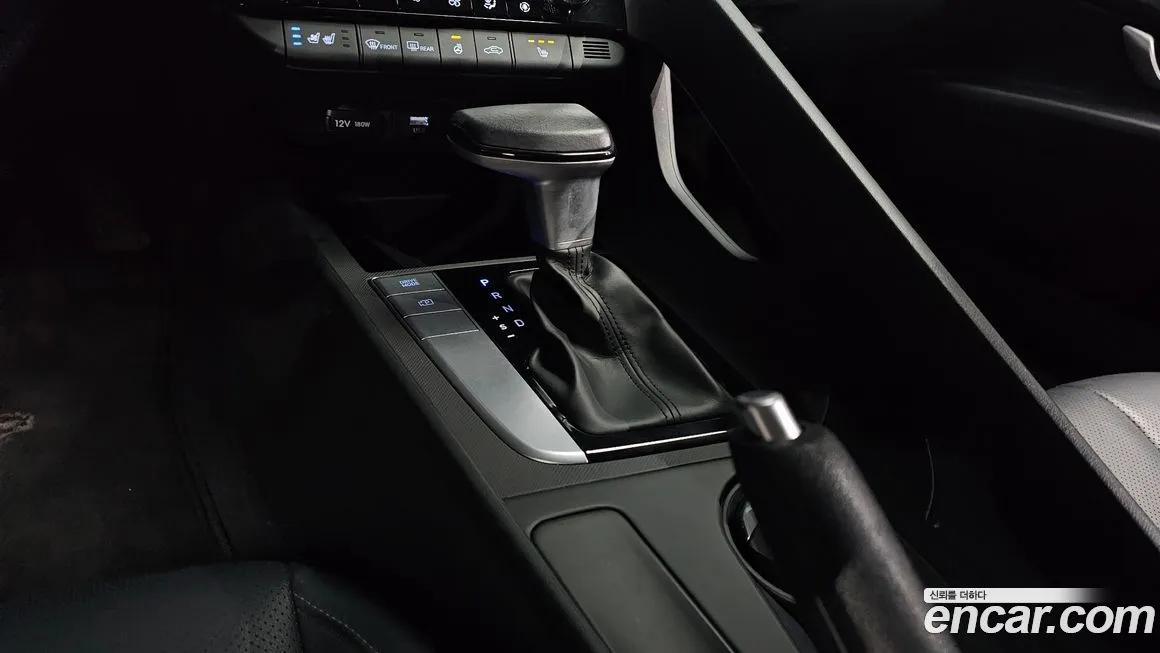 Hyundai AVANTE — фото 3