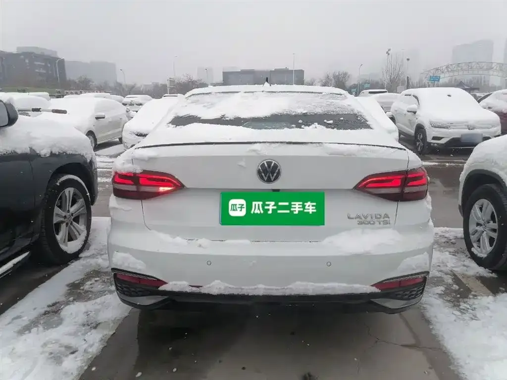 Volkswagen Lavida 2023 из CN, фото 4