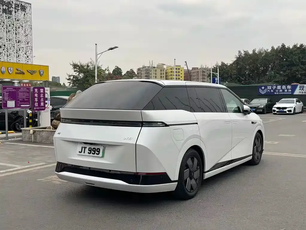XPeng X9 2024 из CN, фото 10