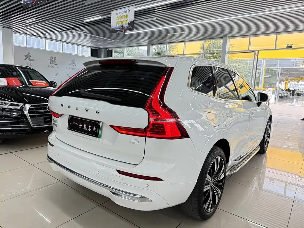 Volvo XC60 PHEV 2022 из CN, фото 4
