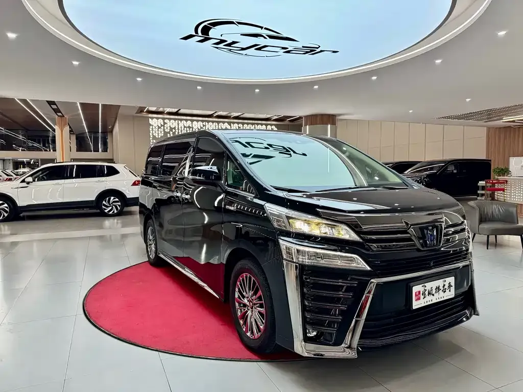 Toyota Vellfire — фото 5