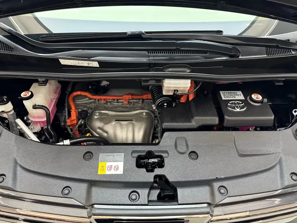 Toyota Vellfire — фото 10