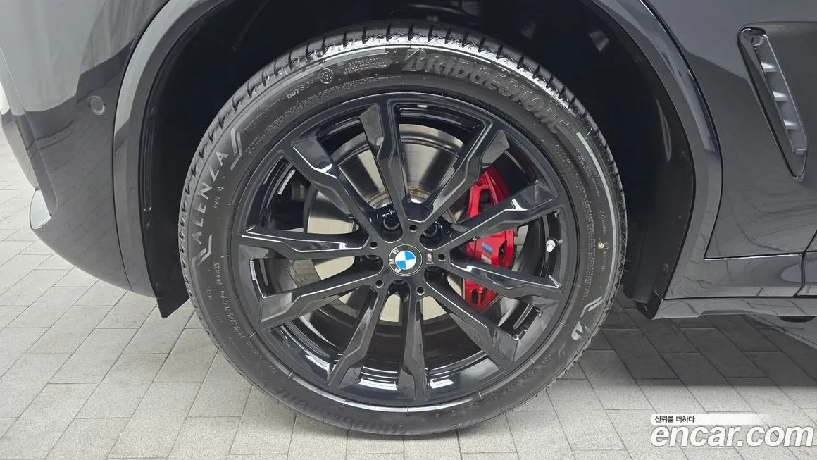 BMW X4 2025 из KR, фото 8
