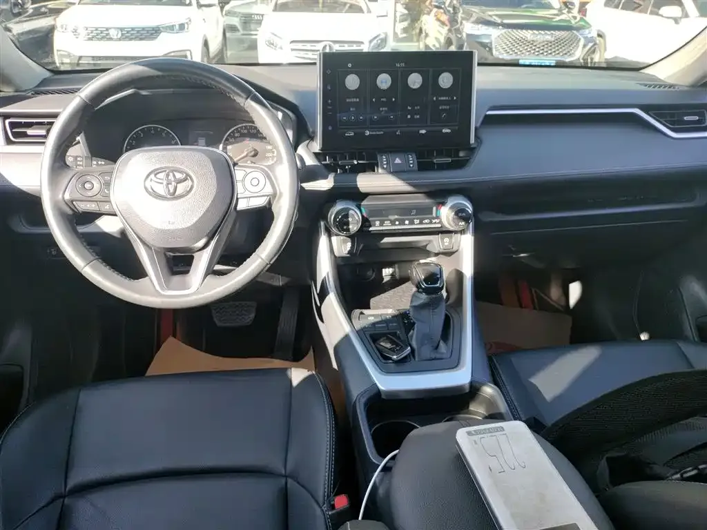 Toyota Wildlander 2021 из CN, фото 6