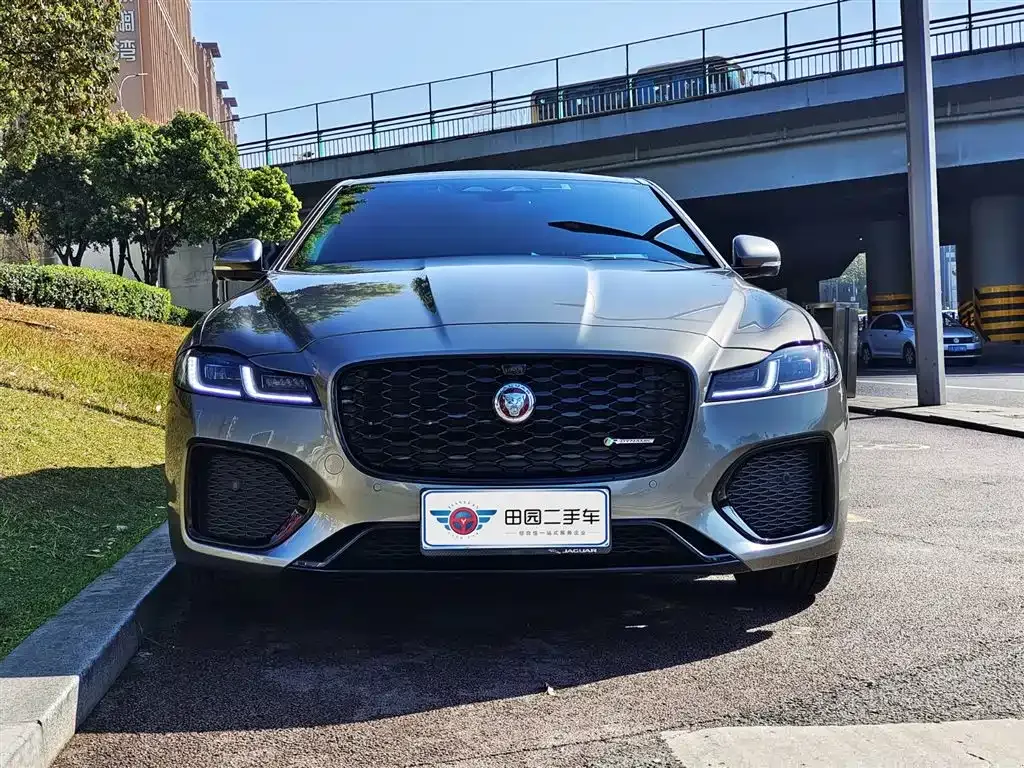 Jaguar XFL 2022 из CN, фото 8