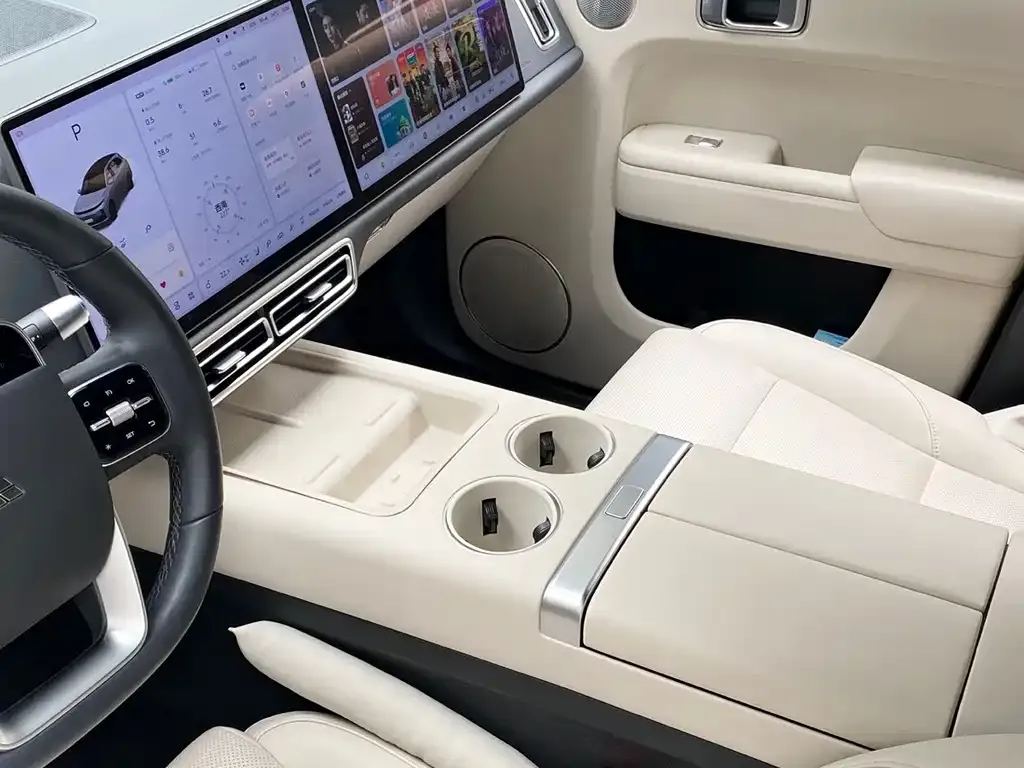 Li Auto L7 2023 из CN, фото 2