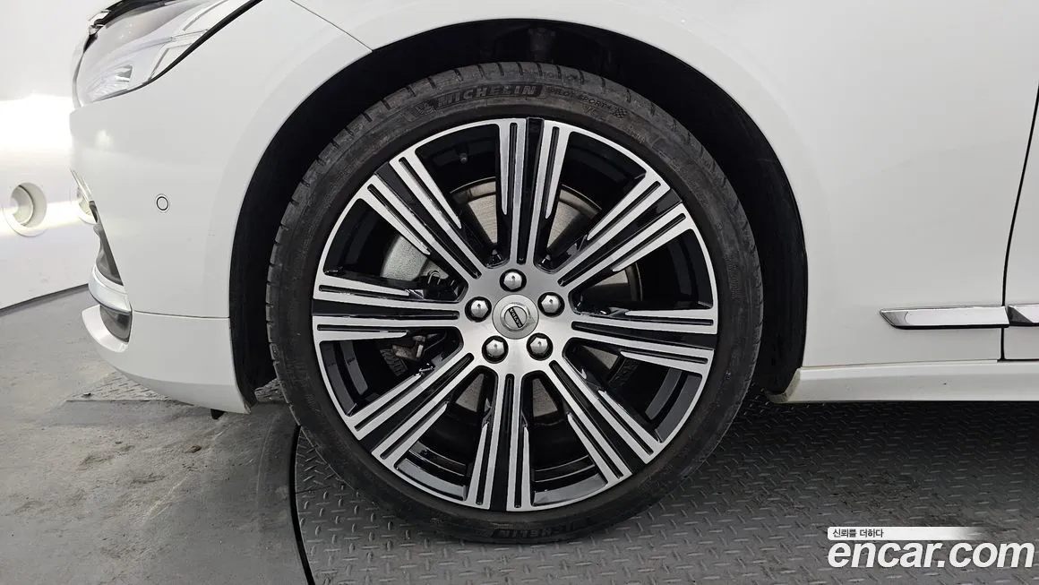 Volvo S90 2023 из KR, фото 8