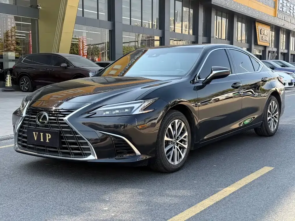 Lexus ES 2024 из CN, фото 1