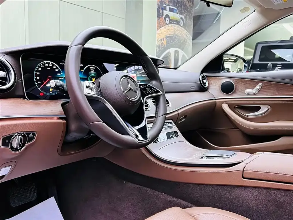 Mercedes-Benz E-Class 2022 из CN, фото 7