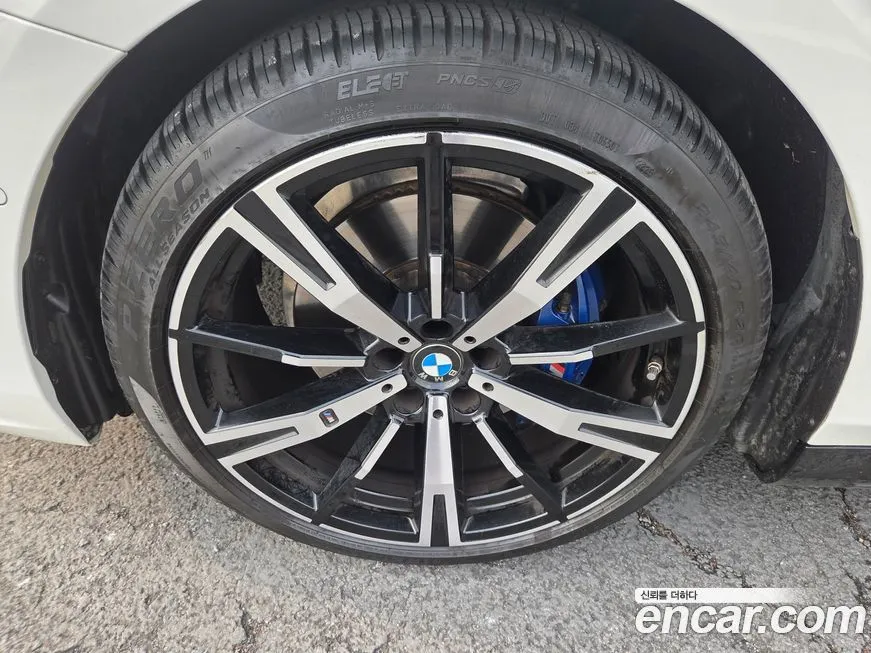BMW 5-Series 2024 из KR, фото 3