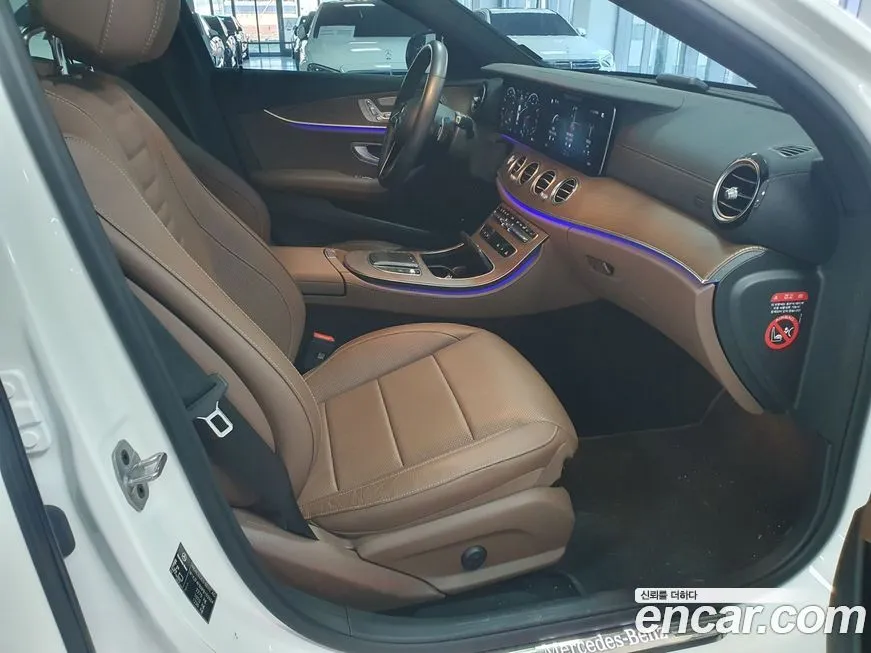 Mercedes-Benz E-Class 2023 из KR, фото 4