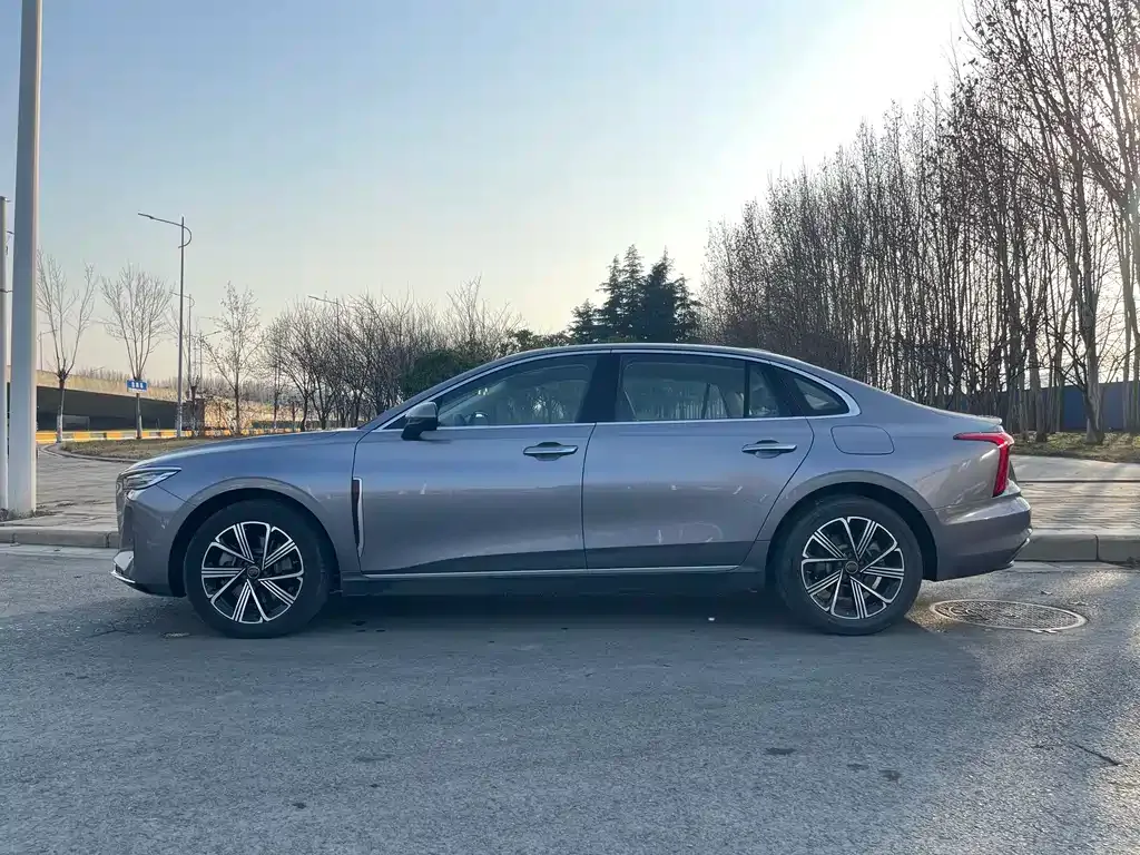 Hongqi H5 PHEV 2025 из CN, фото 7