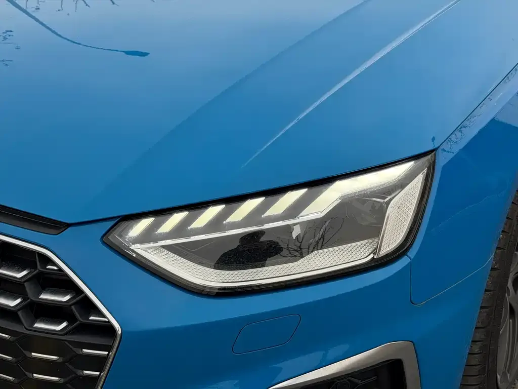 Audi S4 — фото 3