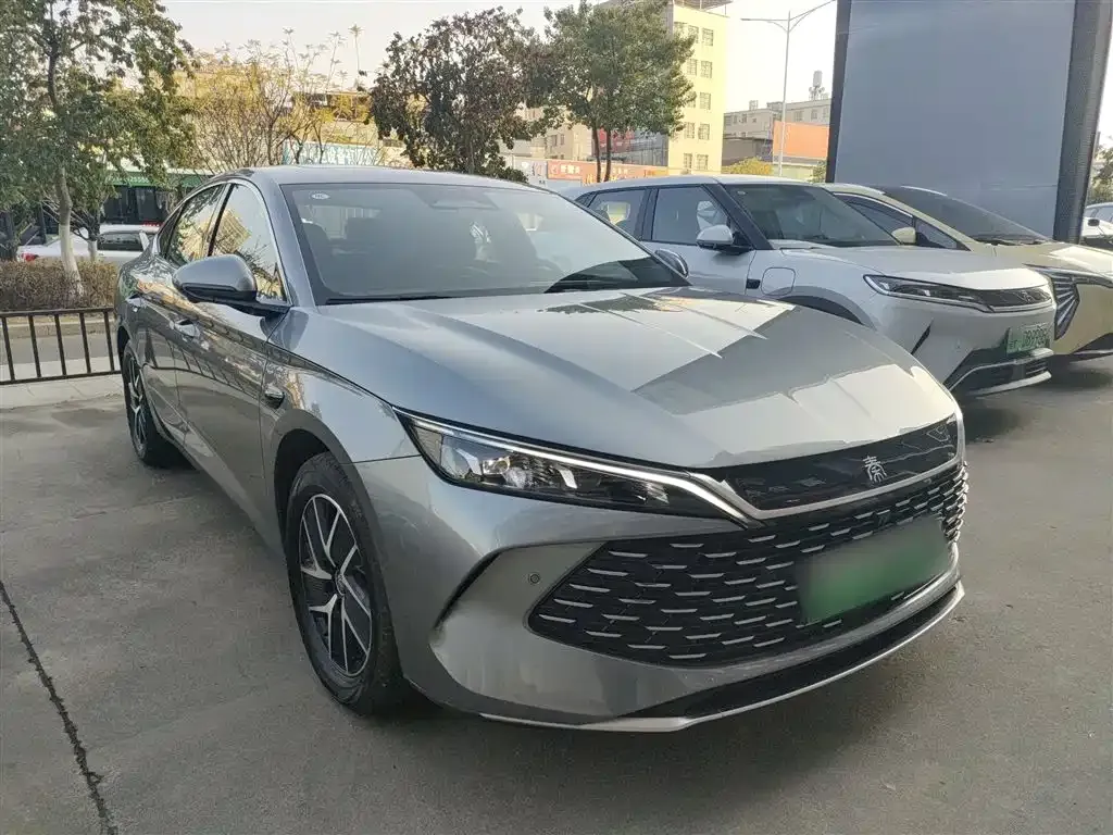 BYD Qin L — фото 7