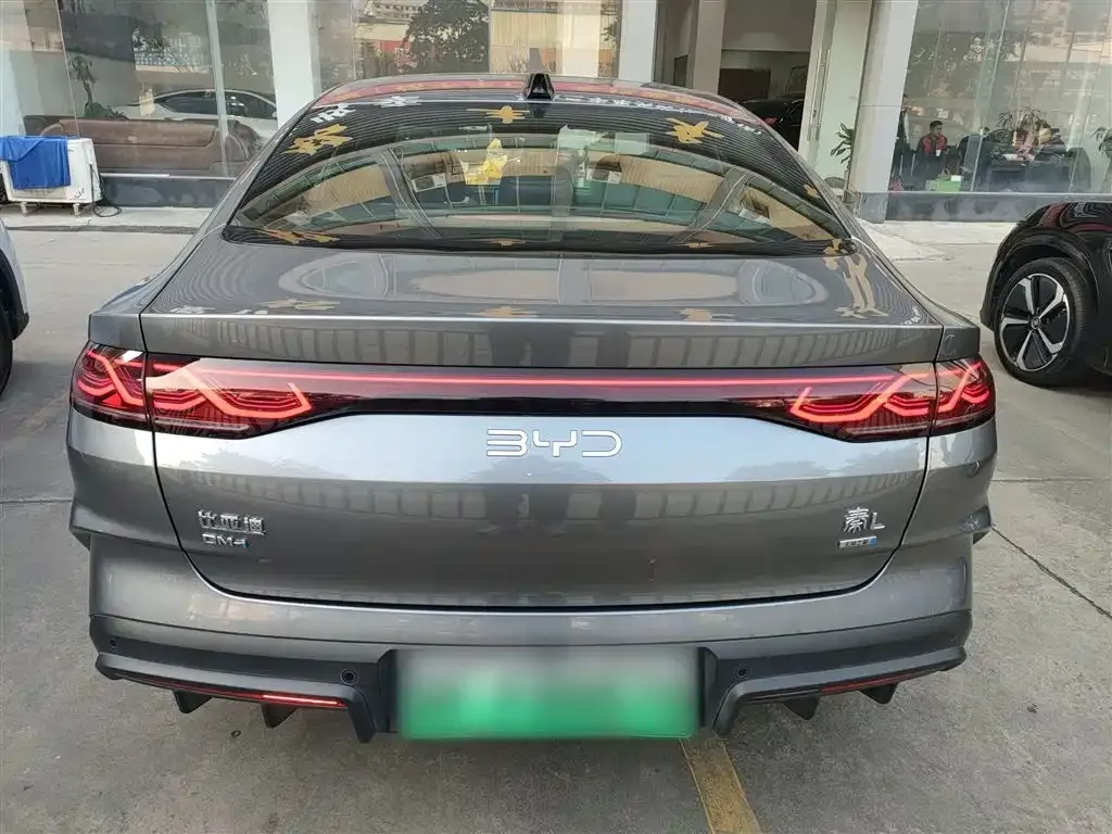 BYD Qin L — фото 9