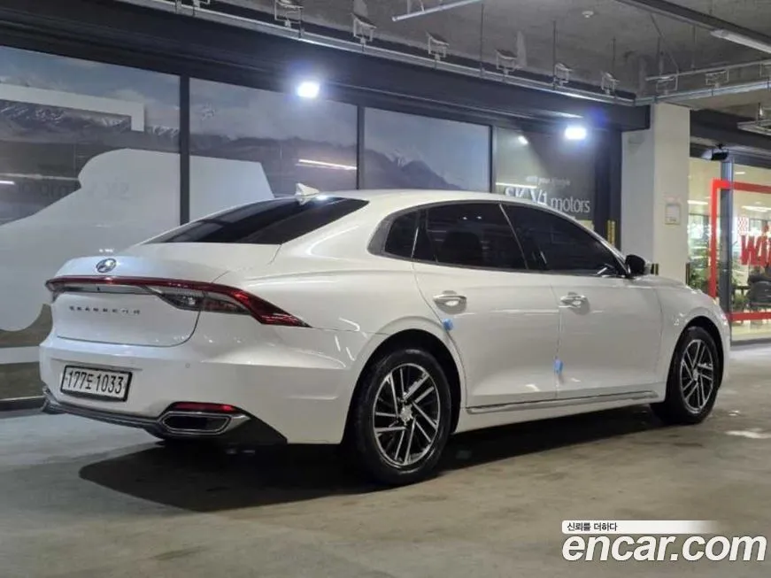 Hyundai Grandeur 2021 из KR, фото 4