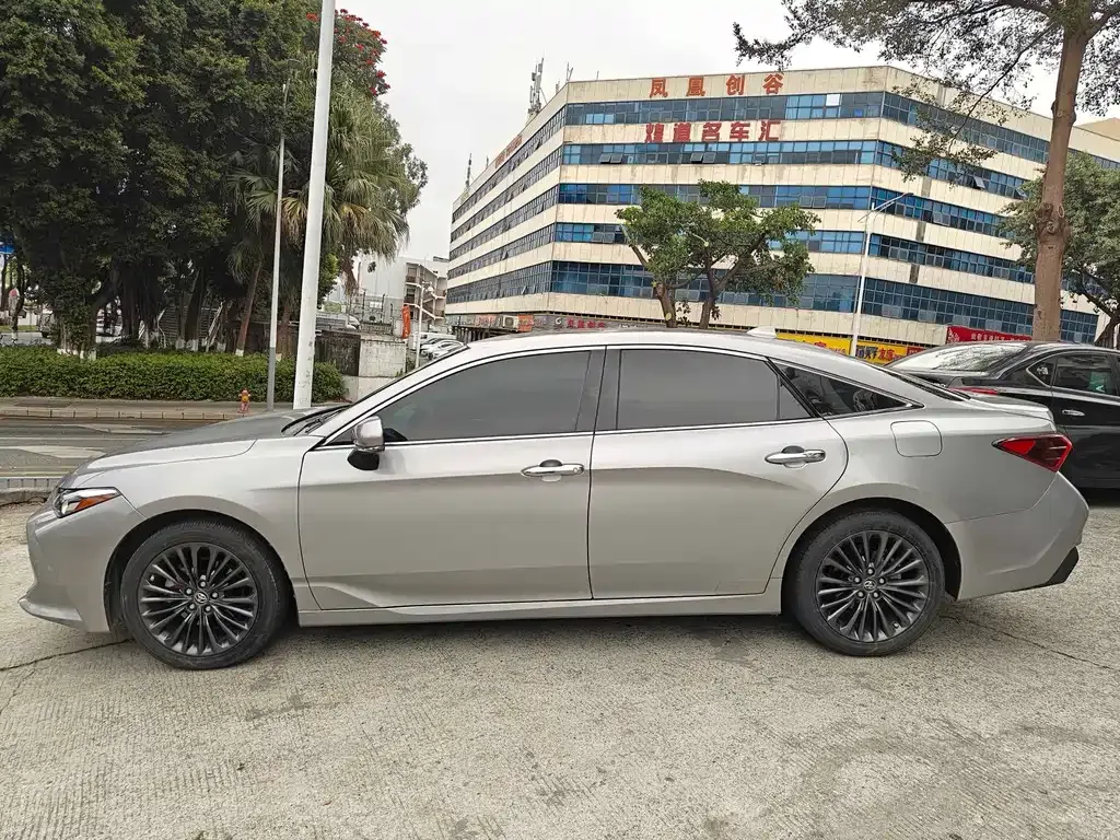 Toyota Avalon 2021 из CN, фото 4
