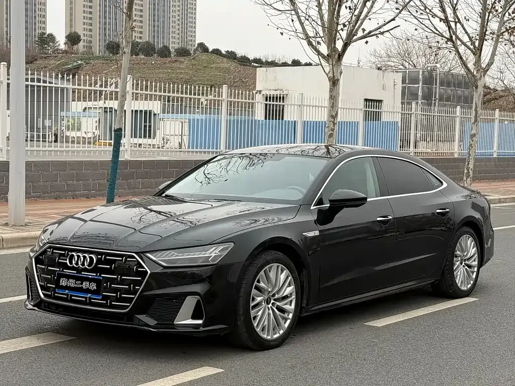 Audi A7L 2023 из CN, фото 1
