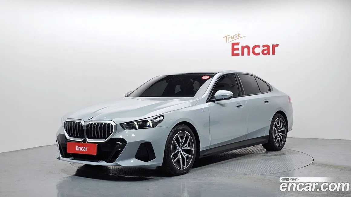 BMW 5-Series 2025 из KR, фото 1