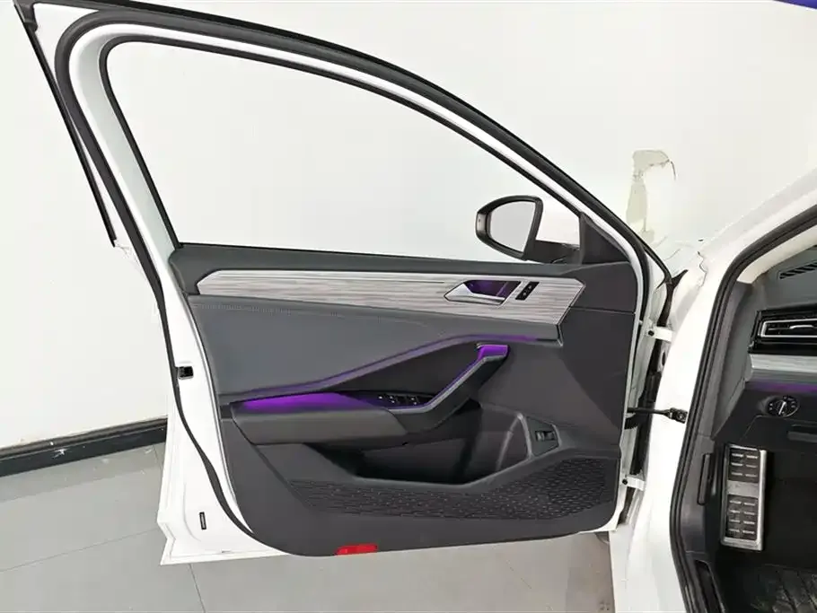 Volkswagen Sagitar 2024 из CN, фото 2