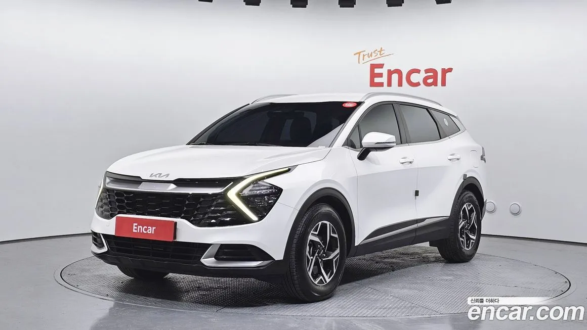Kia Sportage — фото 1