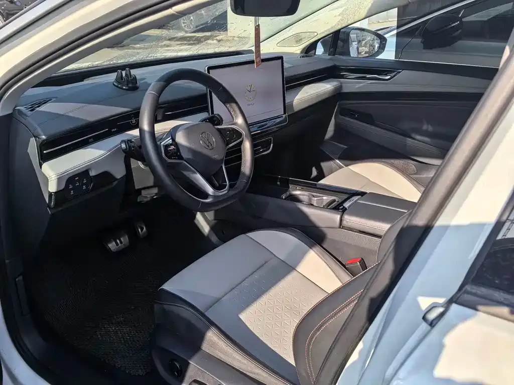 Volkswagen ID.7 VIZZION 2024 из CN, фото 8