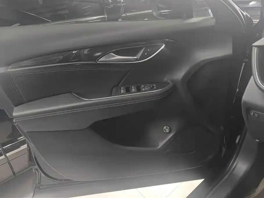 Buick Envision Plus 2023 из CN, фото 5